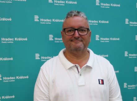 Jaroslav Souček: Kdo jednou k divadlu přičichne, ten skutečně získává lásku na celý život