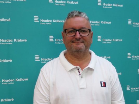 Jaroslav Souček: Kdo jednou k divadlu přičichne, ten skutečně získává lásku na celý život