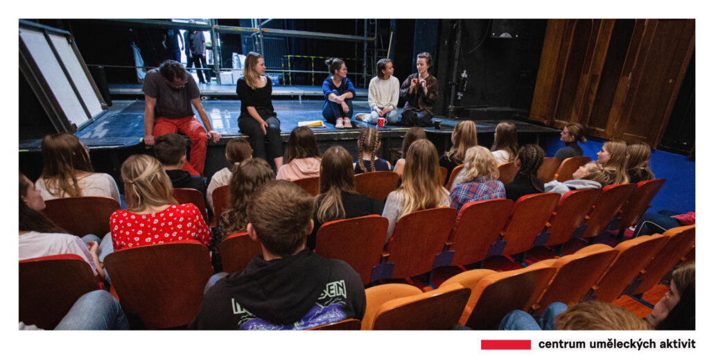 Putovní inkubátor v Divadle Drak